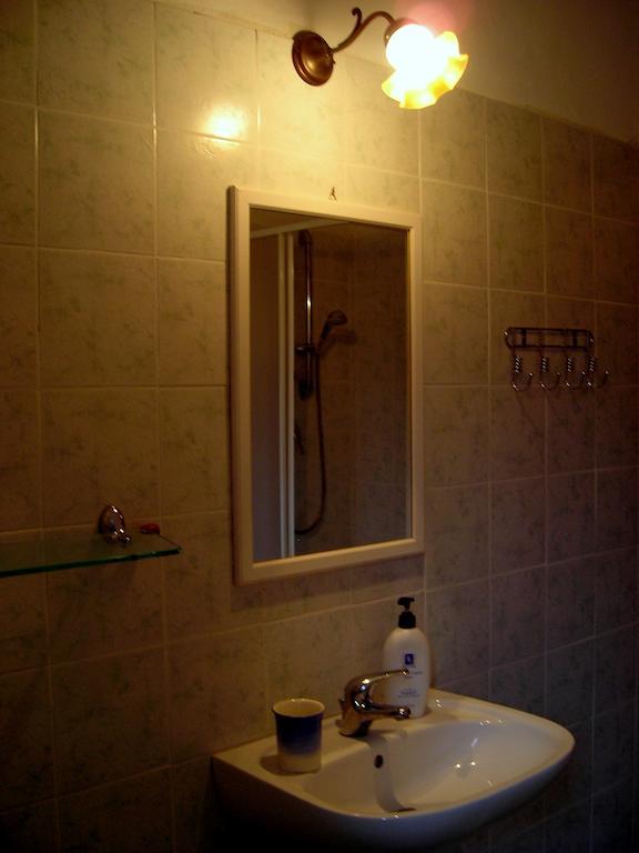 B&B Ixia Carolei Bilik gambar
